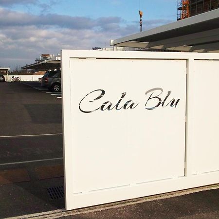 Cala Blu Residence Con Piscina-Centralissimo Lido Di Jesolo Bagian luar foto